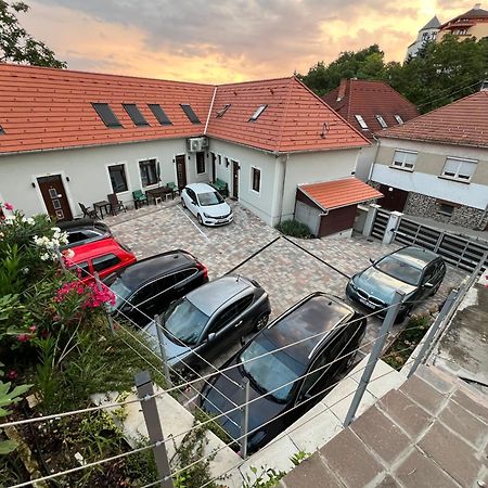 Appartamento Monbuhim Twin Veszprém Esterno foto